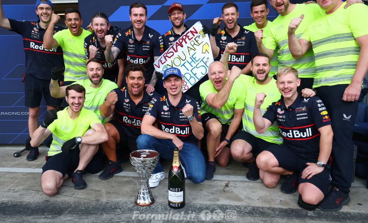 Wolff chiude le porte a Verstappen: «Il titolo è ormai sfumato»