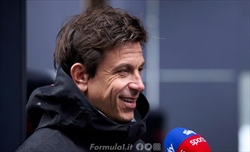 Wolff contro la FIA: «Nel 2021 il cambio regolamentare ha ridotto il nostro vantaggio» - Wolff contro la FIA: «Nel 2021 in cambio regolamentare ha ridotto il nostro vantaggio»