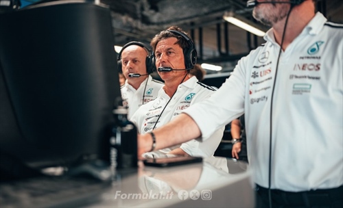 Wolff contro Marko: «Bisogna essere senza cervello per pensare una cosa del genere» - Wolff contro Marko: «Bisogna essere senza cervello per pensare una cosa del genere»