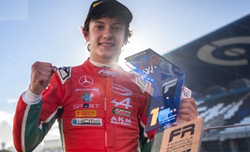 Wolff difende la Ferrari: «Antonelli? Non era un errore non prenderlo da bambino» - Wolff difende la Ferrari: «Antonelli? Non era un errore non prenderlo da bambino»