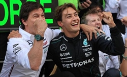 Wolff distrae Russell: «L'errore più grande della mia carriera»