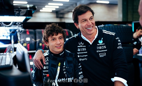 Wolff è cambiato nei confronti di Antonelli. Rosberg: «Vuole un approccio diverso»