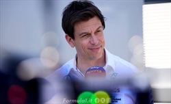 Wolff elogia Antonelli: «Non credo che soffra la pressione»