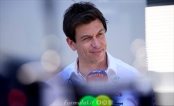 Wolff: «Ho molto rispetto per i piloti. Vogliamo che Kimi provi una vettura veloce»