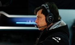 Wolff: «Individuate diverse strade di sviluppo, a Miami faremo esperimenti»