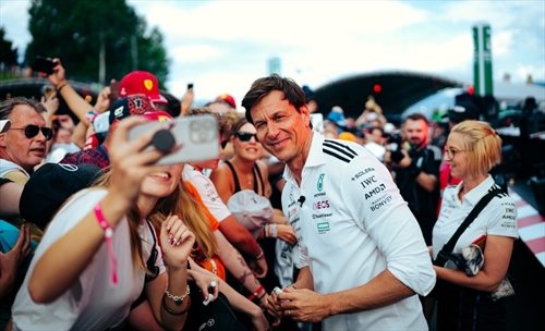 Wolff non si arrende: «Verstappen? In futuro, chissà» - Wolff non si arrende: «Verstappen? In futuro, chissà»