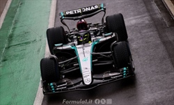 Wolff sicuro: «L'ala anteriore Mercedes è legale» - Wolff sicuro: «L'ala anteriore Mercedes è legale»