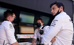 Mercedes, Wolff: «Recupero figlio di scelte non convenzionali. Pole? A Shovlin ho dato un compito» - Wolff spiega il recupero: «Merito di scelte non convenzionali. Pole? A Shovlin ho dato un compito»