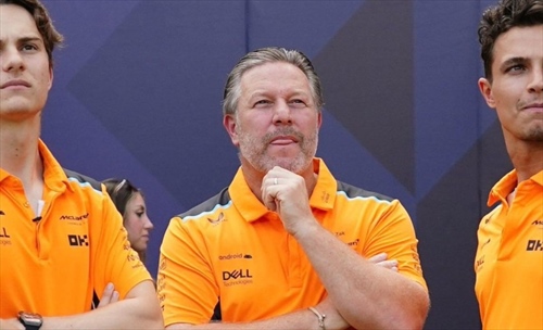 Zak Brown ammette: «Abbiamo regalato la vittoria a Verstappen»