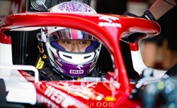 Zhou soddisfatto: Vicino a Bottas e ai migliori. Gara? Stando lontano dai guai... - Zhou